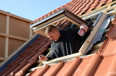 Pose de fenêtres de toit Velux à Marsolan